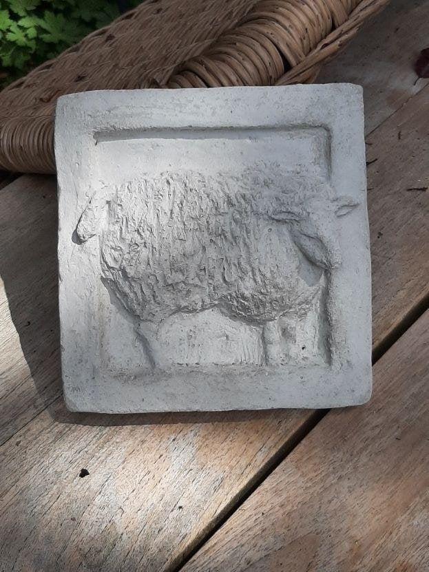Betonnen tegeltje schaap, Ophalen, Nieuw