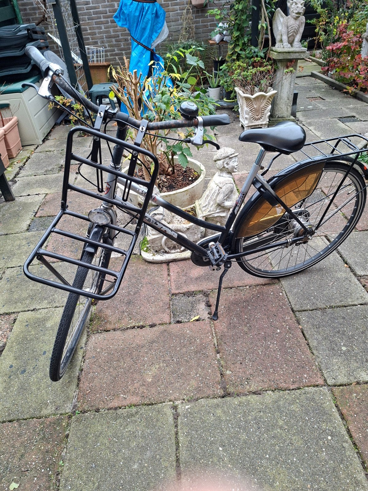 Altra damesfiets met voordrager en 7 versnellingen, Versnellingen, Trommelrem, Ophalen, Overige merken