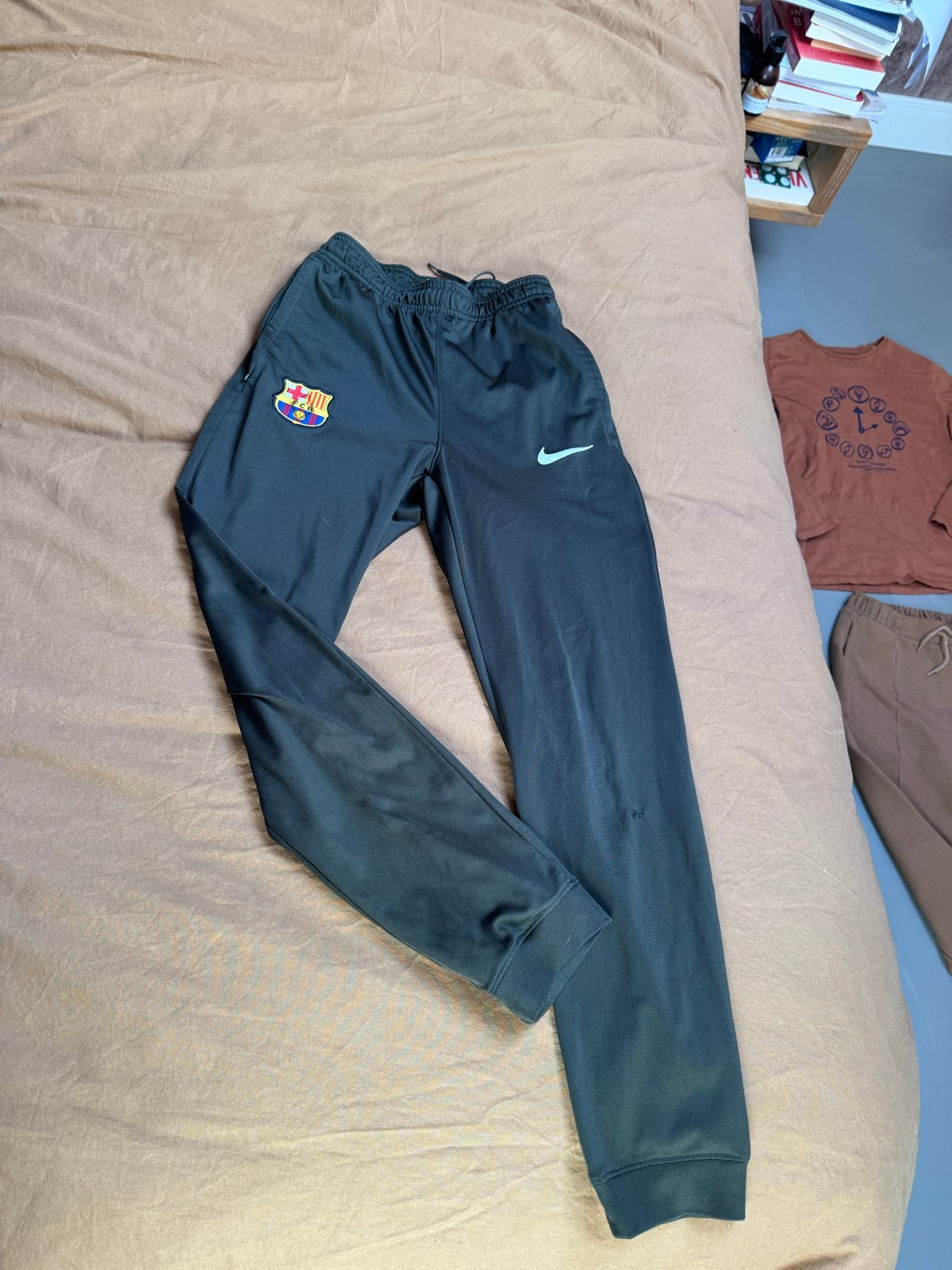 Nike FC Barcelona trainingsbroek - Maat M kind 158, Maat 48/50 (M), Zwart, Ophalen of Verzenden, Zo goed als nieuw