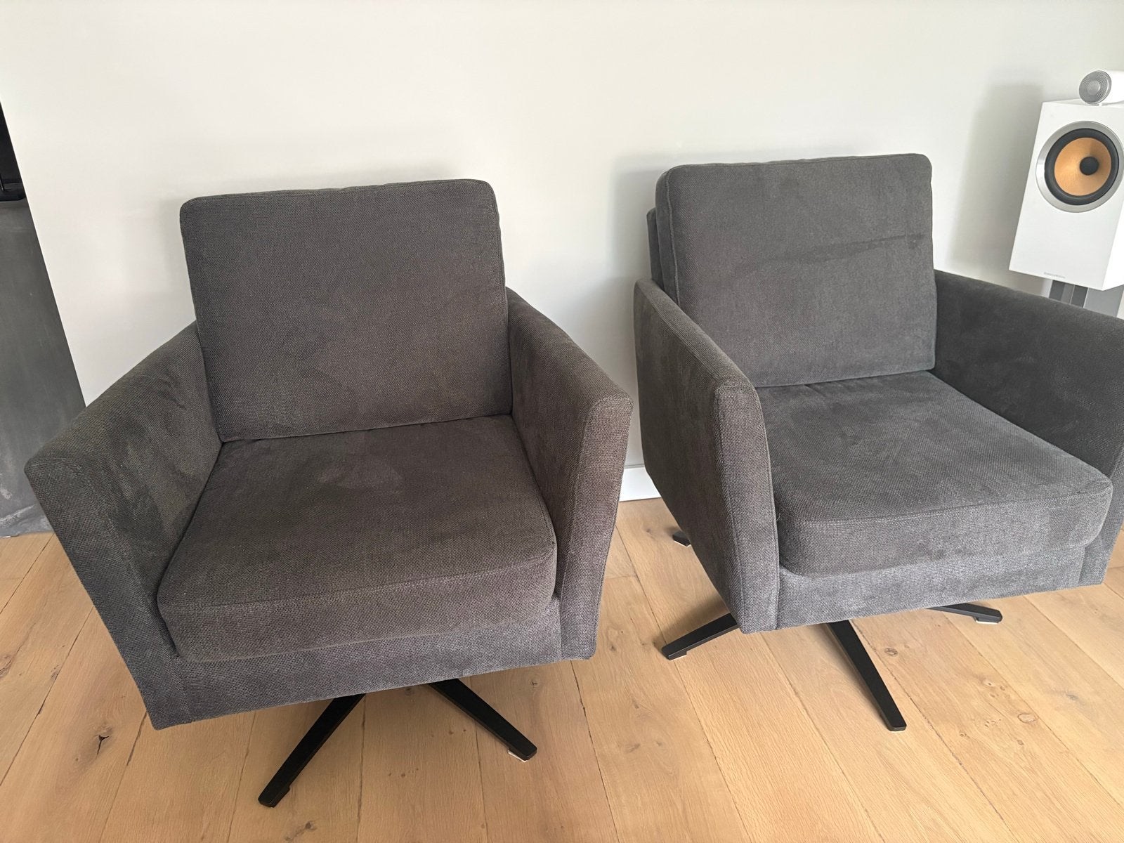 2x Trendhopper Fauteuil Orleans - €250 per stoel, Ophalen, Zo goed als nieuw, Stof, 75 tot 100 cm