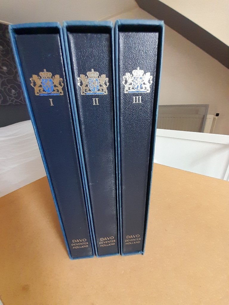 Postzegelalbums DAVO Cristal Deel 1, 2 en 3., Ophalen of Verzenden, Verzamelalbum