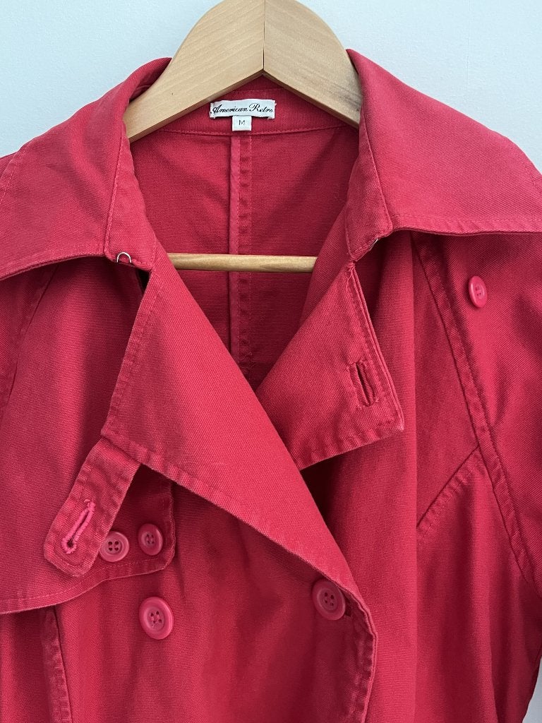 American retro trenchcoat, Verzenden, Zo goed als nieuw, Roze, Maat 38/40 (M)
