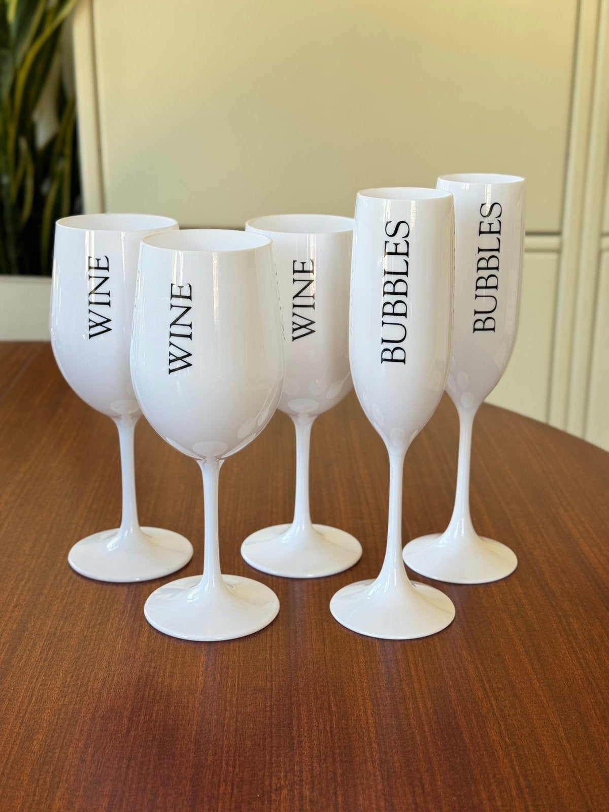 5 Riviera Maison glazen wit kunststof wijnglas champagneglas, Verzamelen, Glas en Borrelglaasjes, Ophalen of Verzenden, Zo goed als nieuw