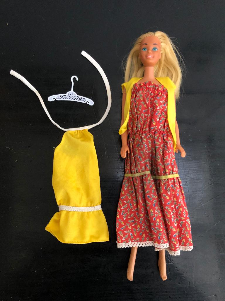Barbie + 2783 Best Buy Fashion + 4802 Golden Mini, Ophalen of Verzenden, Gebruikt, Fashion Doll