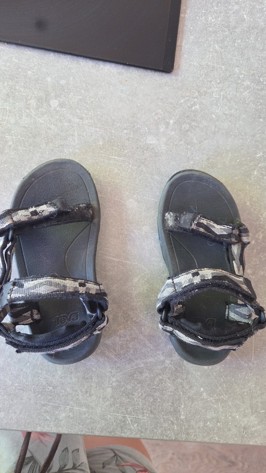 Teva sandalen, Ophalen, Overige materialen