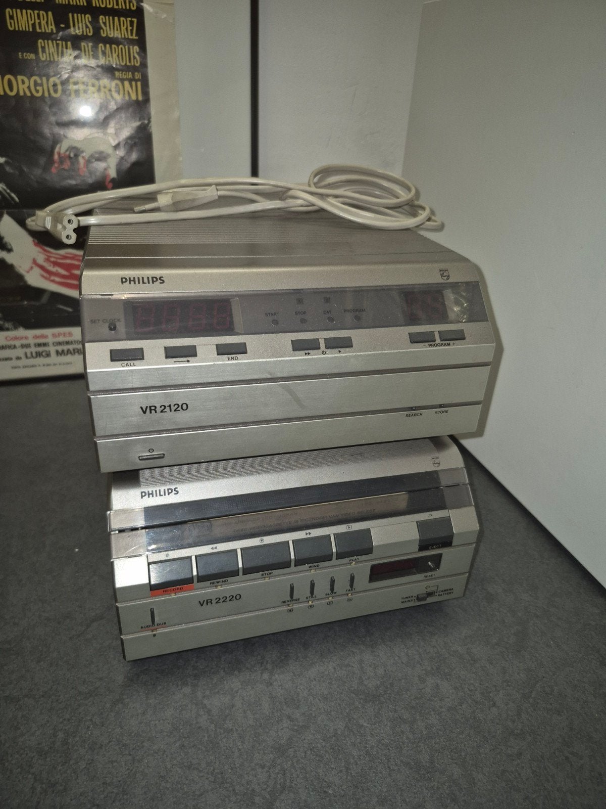 VCC / Video2000 Philips VR2120 /VR2220, Ophalen of Verzenden