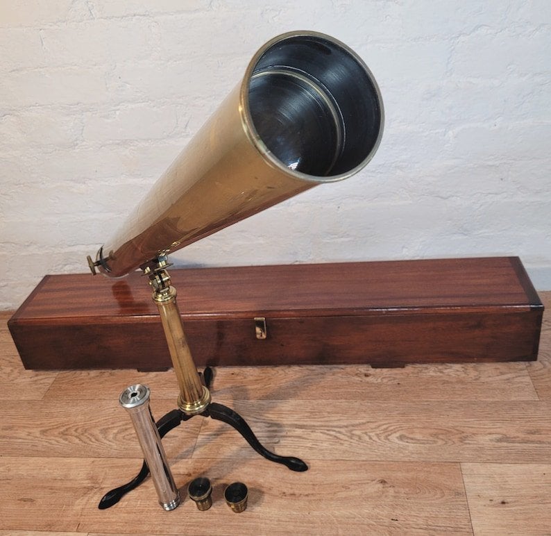 Victoriaanse koperen telescoop, Audio, Tv en Foto, Optische apparatuur | Telescopen, Ophalen of Verzenden, Zo goed als nieuw, Minder dan 80 mm