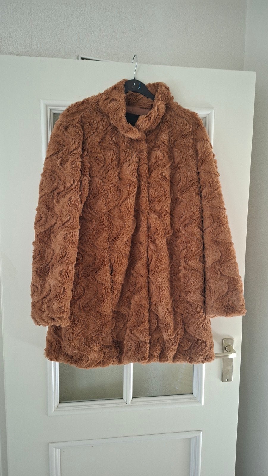 Mooi zgan Vero Moda imitatie bontjasje, Bruin, Vero Moda, Maat 42/44 (L), Ophalen of Verzenden