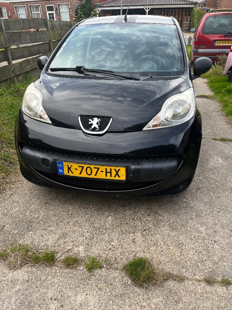 Peugeot 107 2008 lpg g3, Auto's, Voorwielaandrijving, Stof, Zwart, 4 stoelen