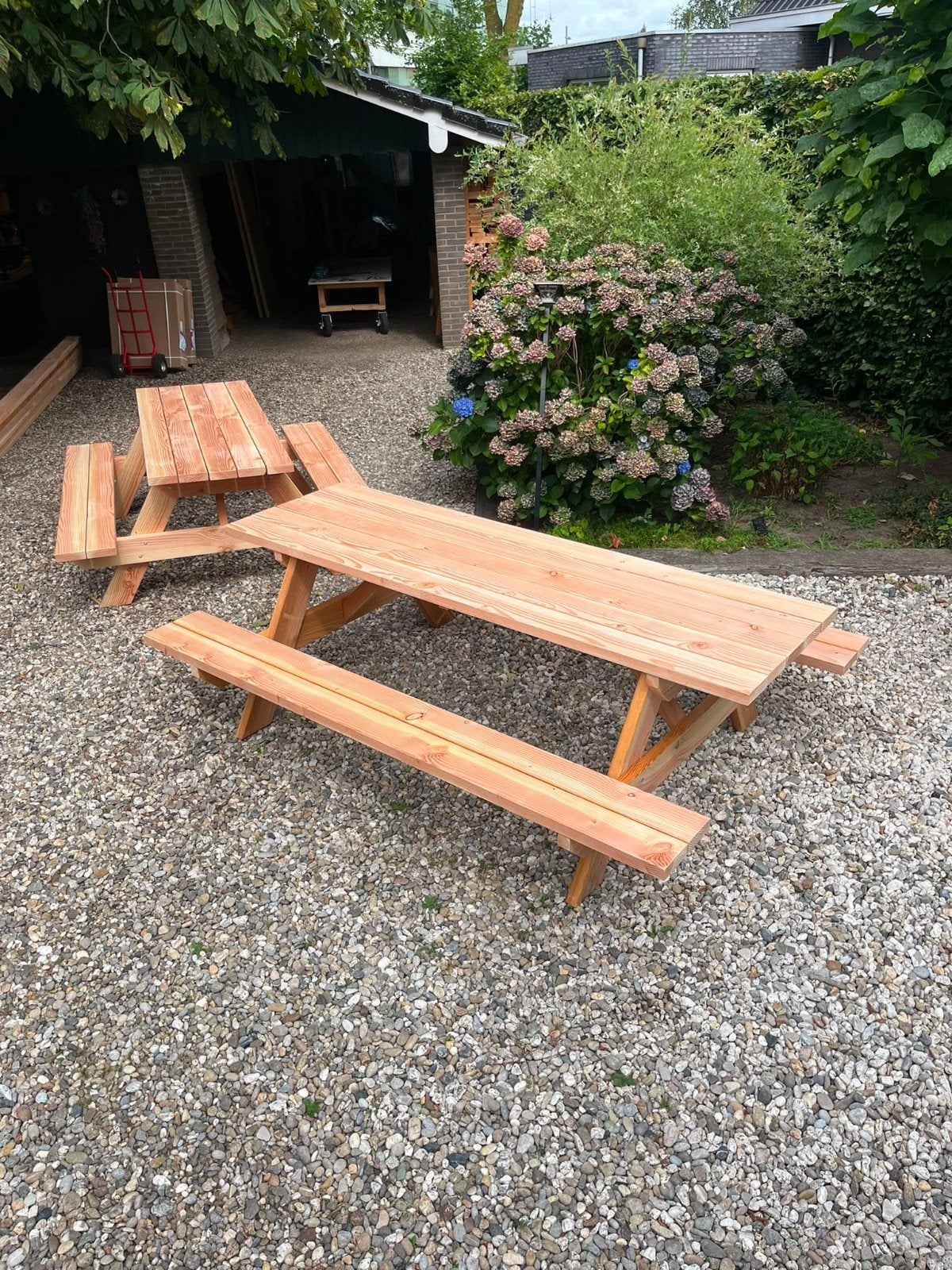 Robuuste houten picknicktafel voor tuin of terras, Ophalen of Verzenden, Nieuw, Rechthoekig, Hout