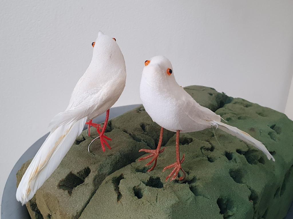 2 vogels voor in bv kerststuk/ bloemstuk, Diversen, Kerst, Verzenden, Zo goed als nieuw