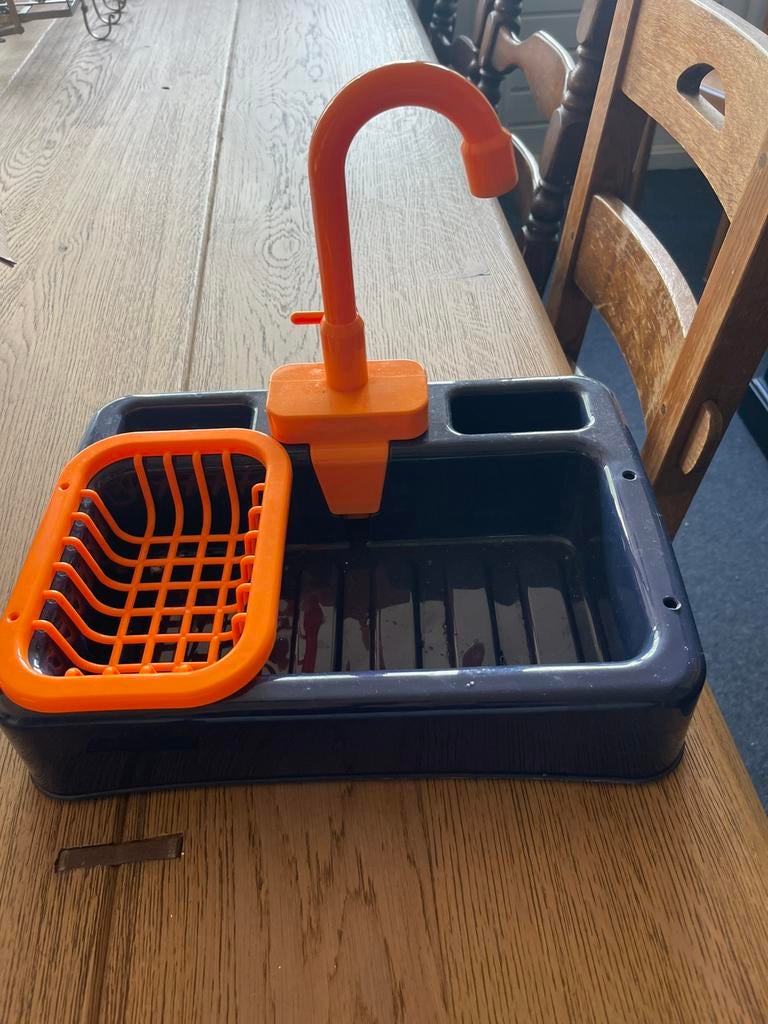 Vogelbadje met kraantje, Ophalen of Verzenden, Zo goed als nieuw, Zand en Verzorging