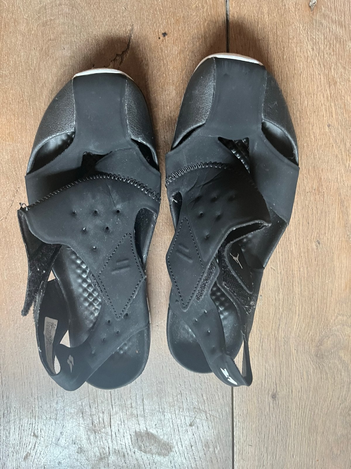 Jordan Hydro 7 V2 Sandalen Zwart Maat 35, Kinderen en Baby's, Gebruikt, Jongen of Meisje, Overige typen, Ophalen of Verzenden