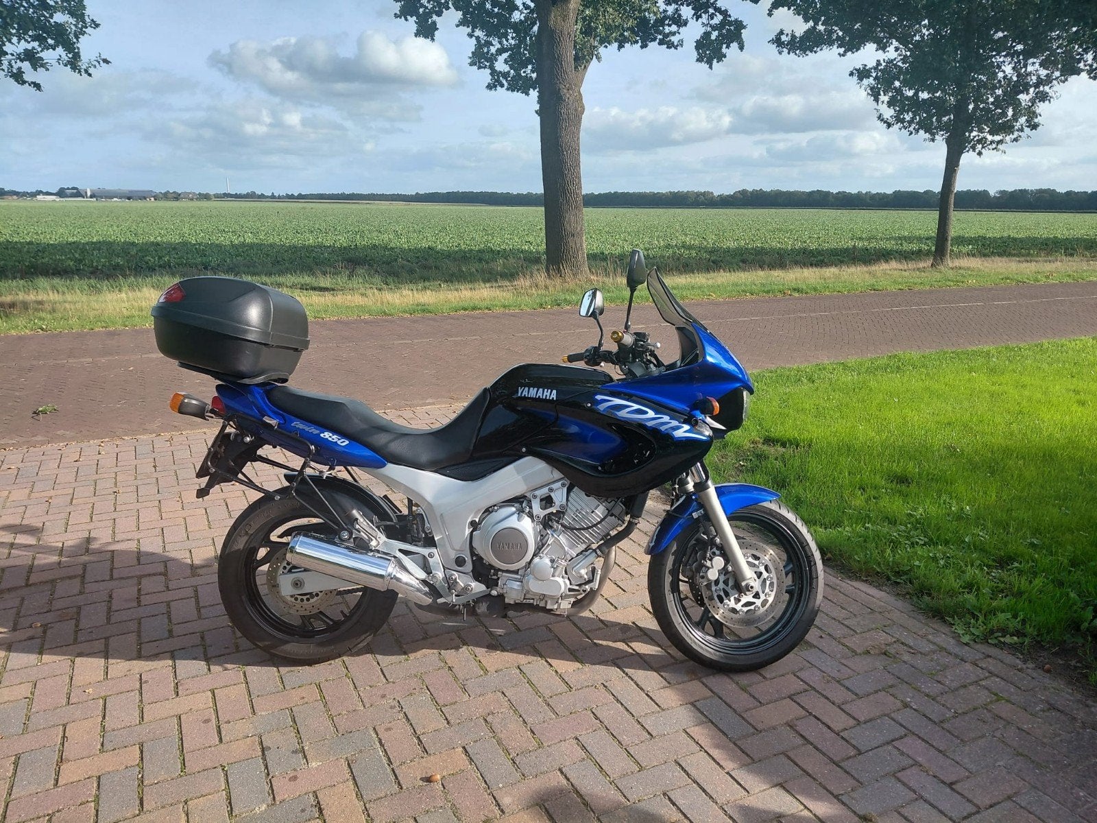 Yamaha TDM 850 - Nette Toermotor met Topkoffer, Motoren, 2 cilinders, Motorrijbewijs A, Gebruikt, Particulier