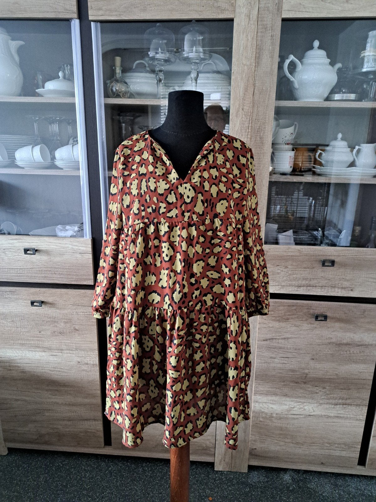 jurk Norah mt 36, Bruin, Ophalen of Verzenden, Zo goed als nieuw, Knielengte