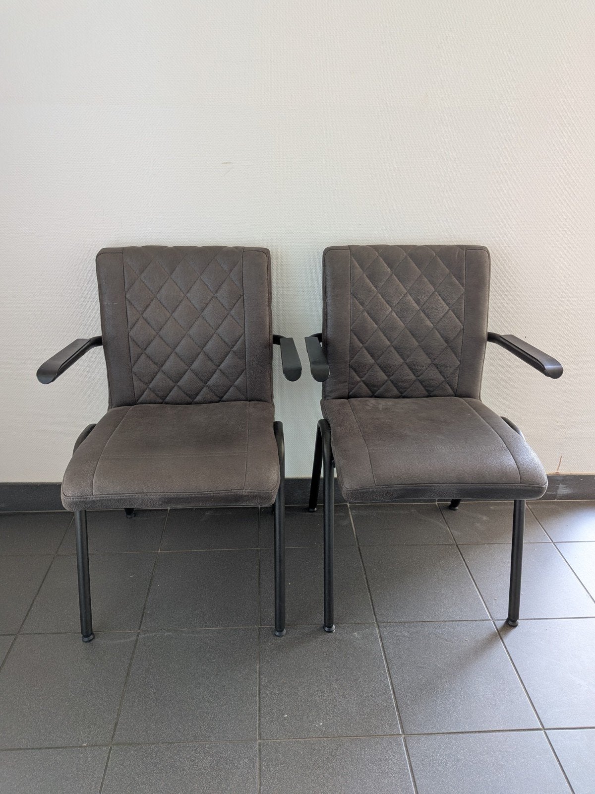 Set van 2 industriële leren stoelen met armleuning – Antraci, Huis en Inrichting, Ophalen, Zwart, Metaal