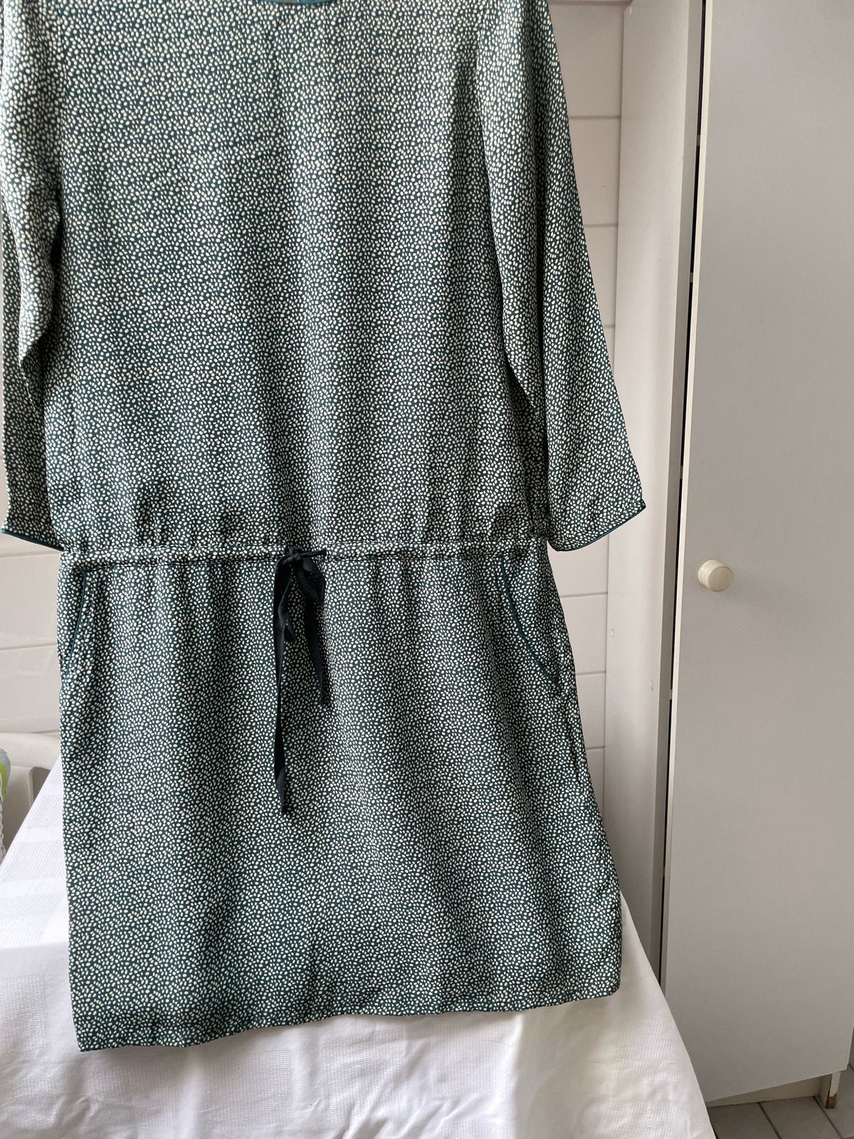 BY-BAR Amsterdam jurk met stippenpatroon, Kleding | Dames, Ophalen of Verzenden, Zo goed als nieuw, Knielengte, Maat 36 (S)