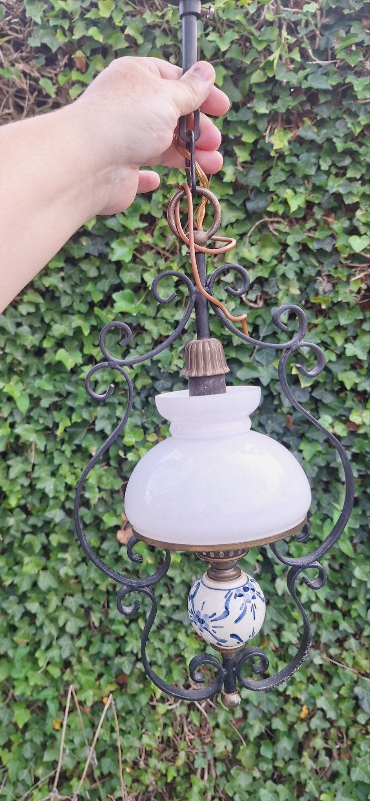 Retro Hanglamp met Melkglas en Delfts Blauw Detail, Gebruikt, Glas, Retro, Vintage, Klassiek, Landelijk, E27 (groot)
