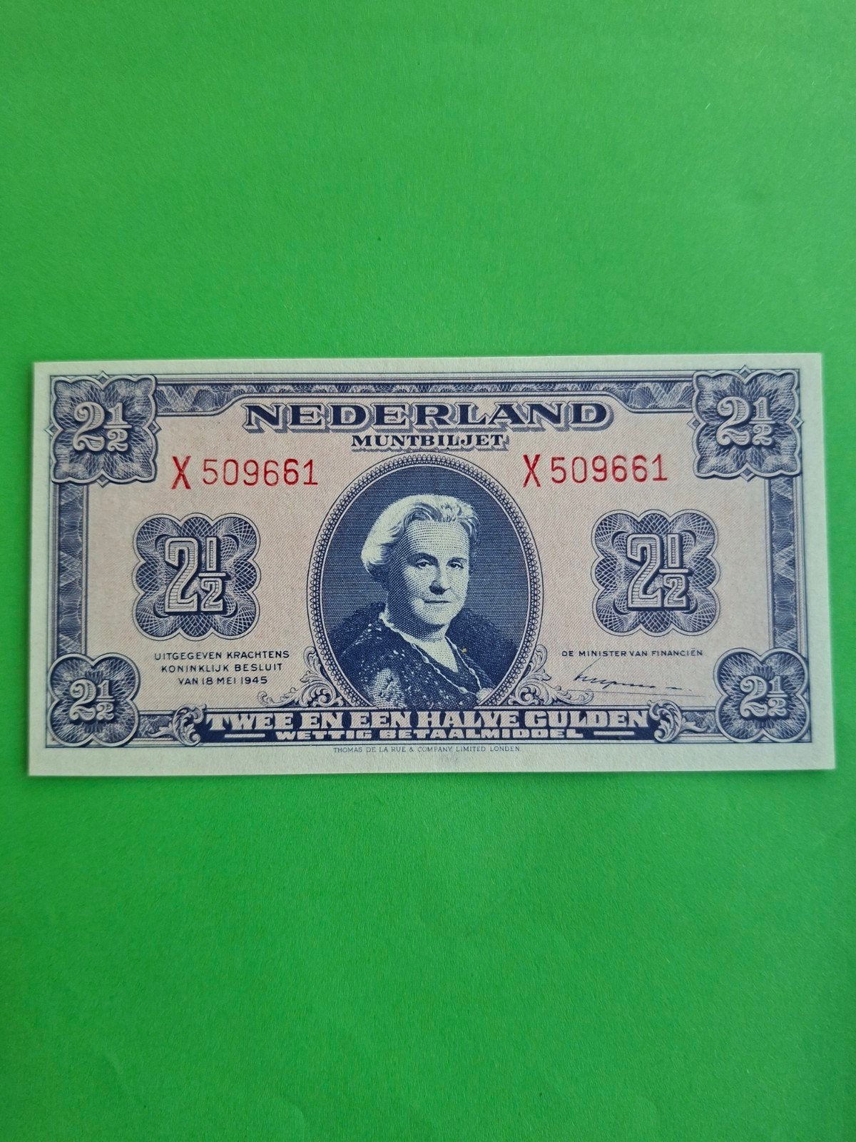 2,5 gulden Wilhelmina uit 1945 in UNC
Serie nummer X 509661, Ophalen of Verzenden, 2½ gulden, Los biljet