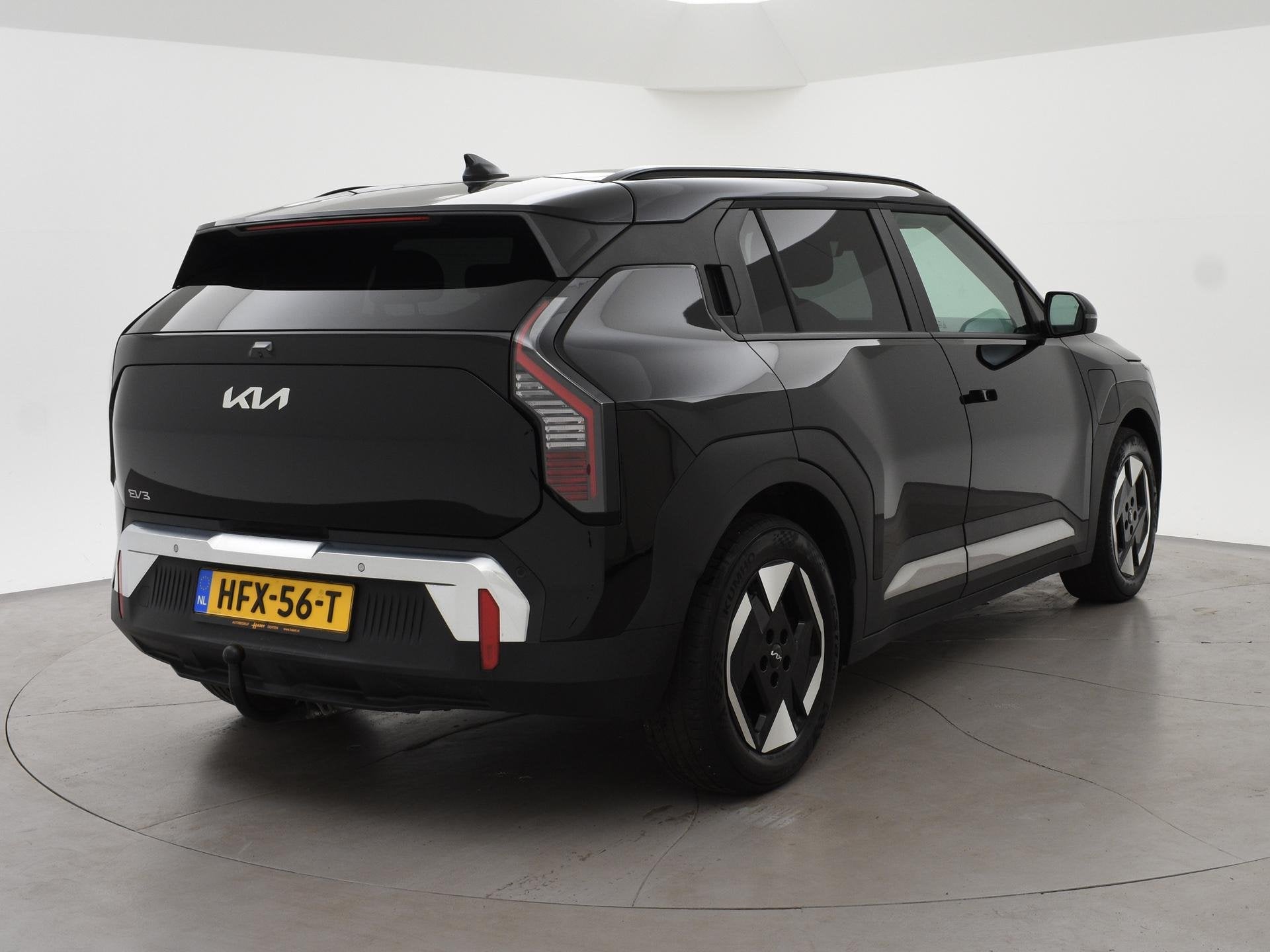 Kia EV3 Plus 58.3 kWh 204 PK + STUURVERW. | STOELVERW. | TRE, EV3, Stof, Gebruikt, 1700 kg