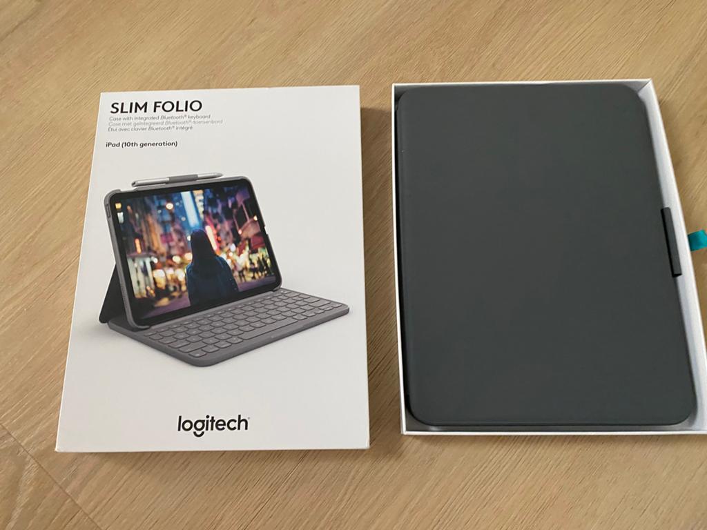 Logitech Slim Folio toetsenbord hoes voor iPad 10e generatie, Ophalen, Zo goed als nieuw, 10 inch, Bescherming voor- en achterkant