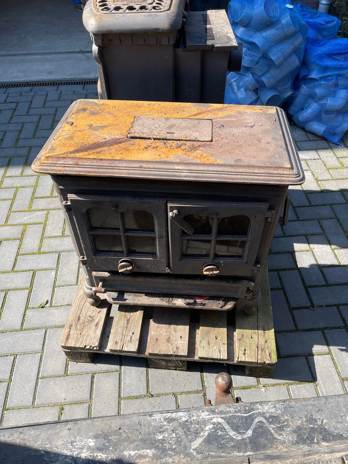 Antieke gietijzeren houtkachel - Rustieke charme, Ophalen, Gebruikt, Vrijstaande haard, Houthaard