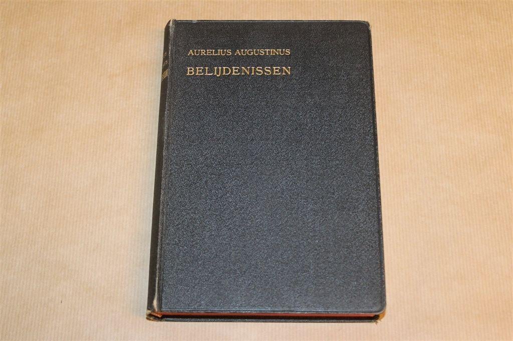 Belijdenissen — Augustinus, Gebonden Antiek 1929, Ophalen of Verzenden, Gelezen