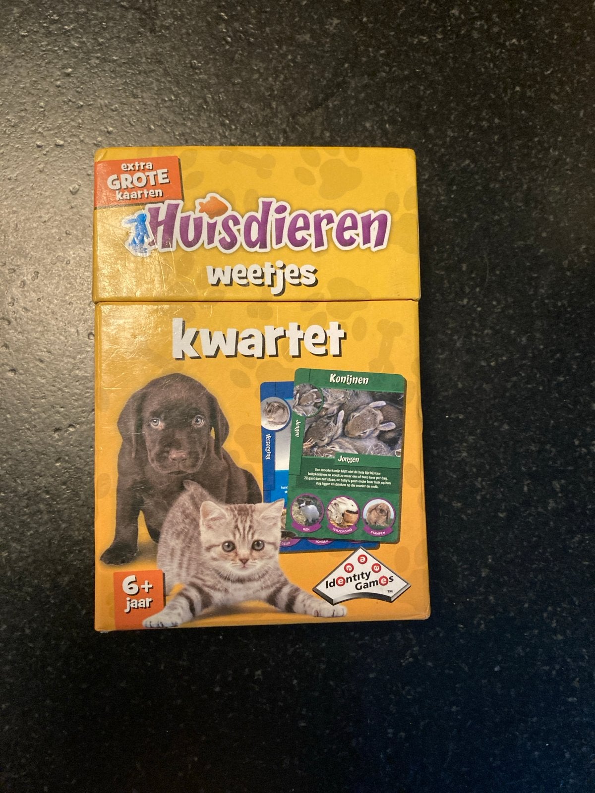 Huisdieren weetjes kwartet - Extra grote kaarten, Drie of vier spelers, Ophalen of Verzenden, Gebruikt