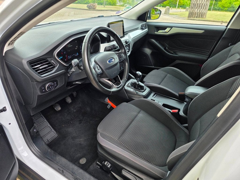 Ford Focus Wagon 1.0 EcoBoost Trend Edition Business, Auto's, 101 pk, Gebruikt, 1283 kg, Wit