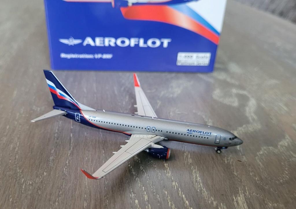 Phoenix Boeing 737-800 Aeroflot schaal 1:400, Verzamelen, Luchtvaart en Vliegtuigspotten, Ophalen of Verzenden, Zo goed als nieuw