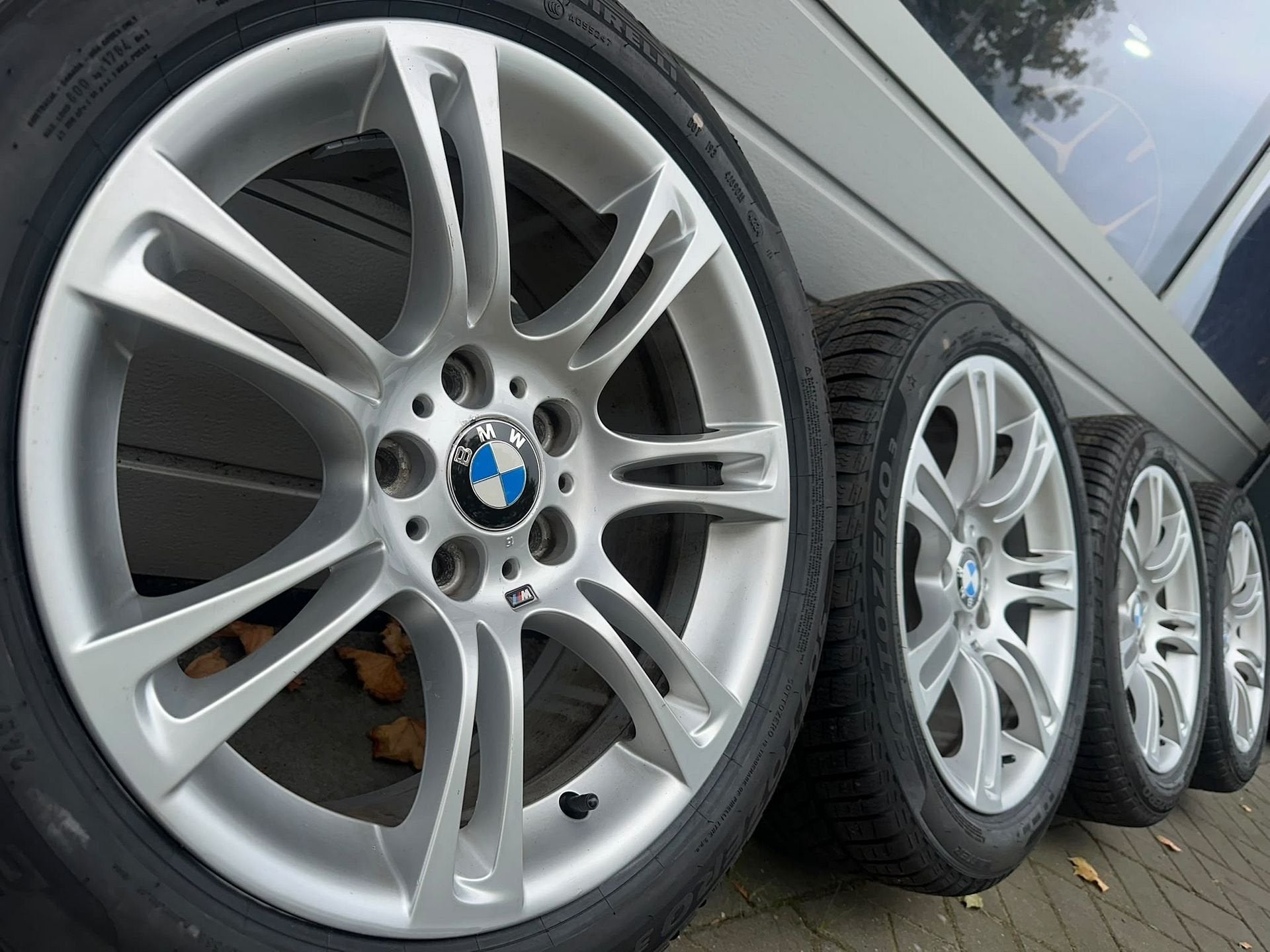 18” BMW 5 serie 350M F10 F11 F06 F12 F13 velgen winterbanden, 18 inch, -, -, Banden en Velgen