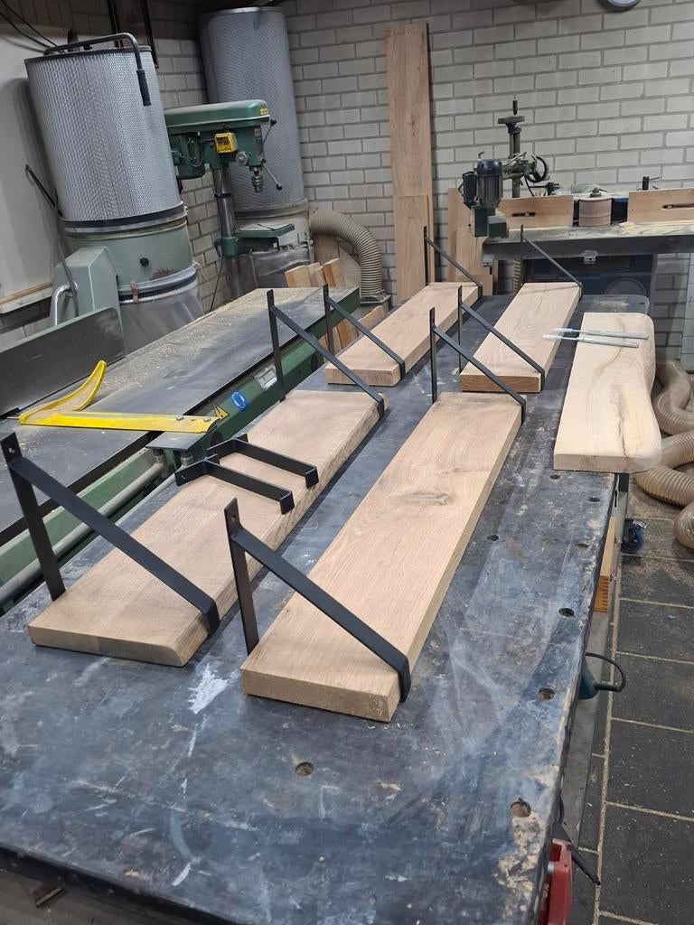 Aanbieding eiken wandplanken diverse ophanging en modellen, Ophalen, Minder dan 25 mm, Eiken, Nieuw