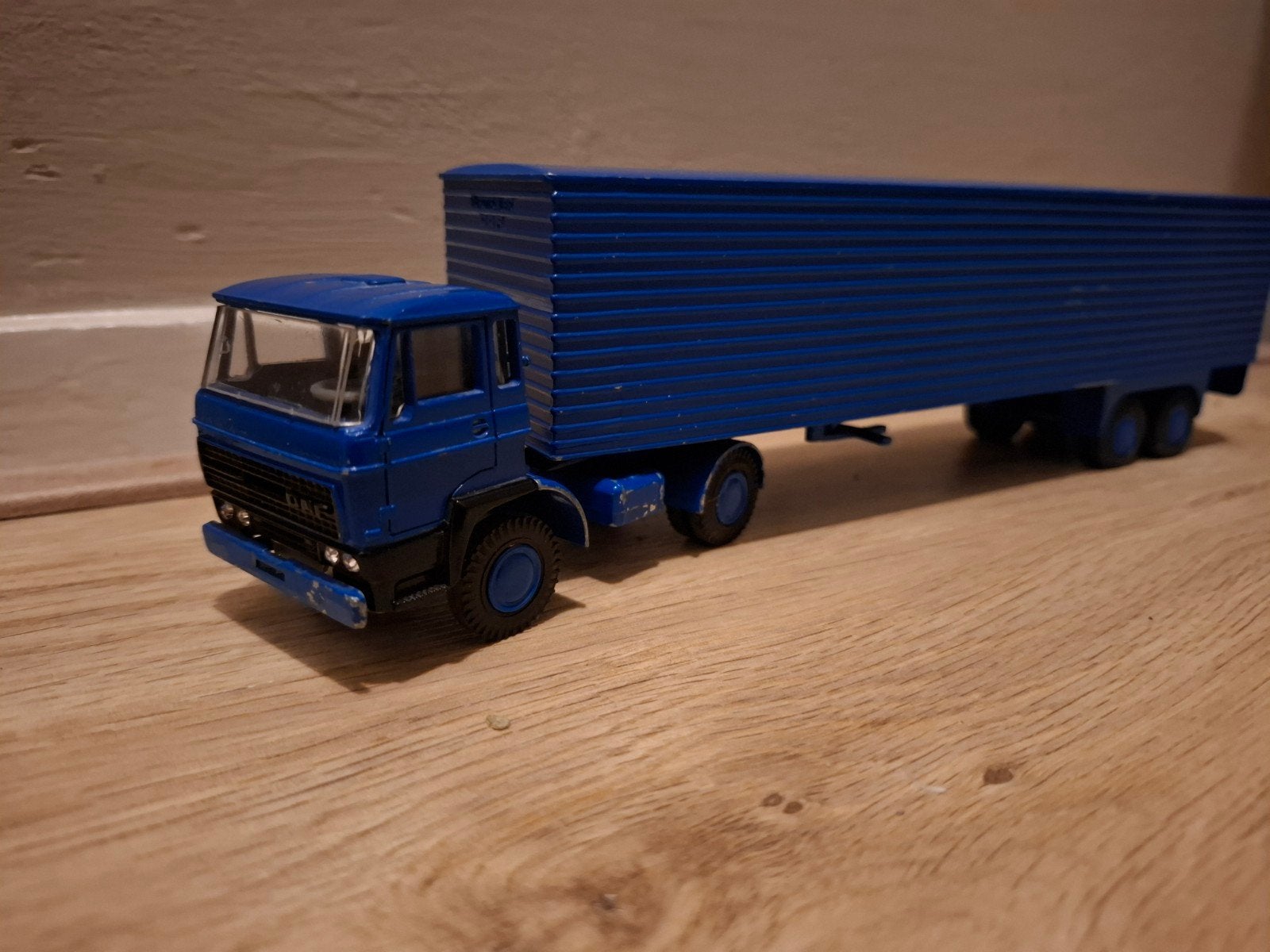 Lion toys daf 2100 trekker/oplegger, Hobby en Vrije tijd, Ophalen of Verzenden, Bus of Vrachtwagen, Lion Toys