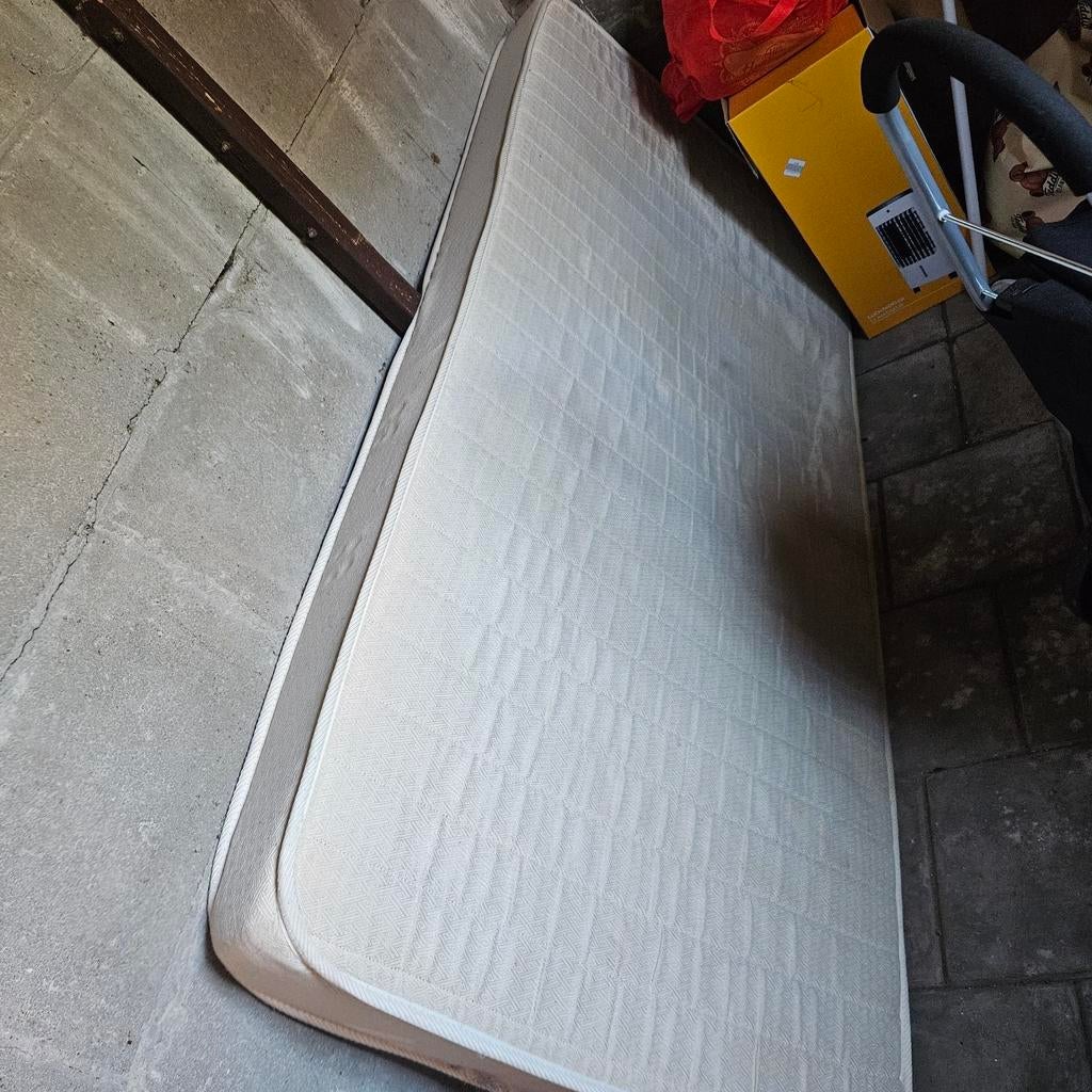 Matress 90x200, Ophalen
