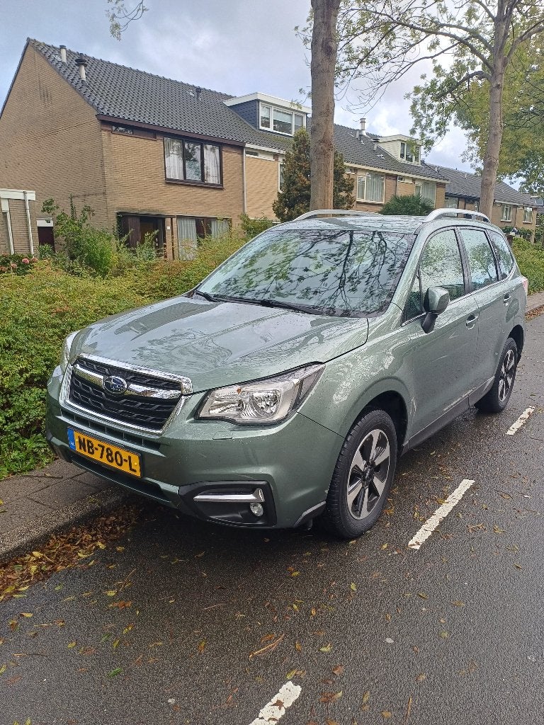 Subaru Forester 2.0 AWD CVT 2017 in Jasmine Green Metallic, Auto's, Automaat, Dealer onderhouden, 1995 cc, 4 cilinders
