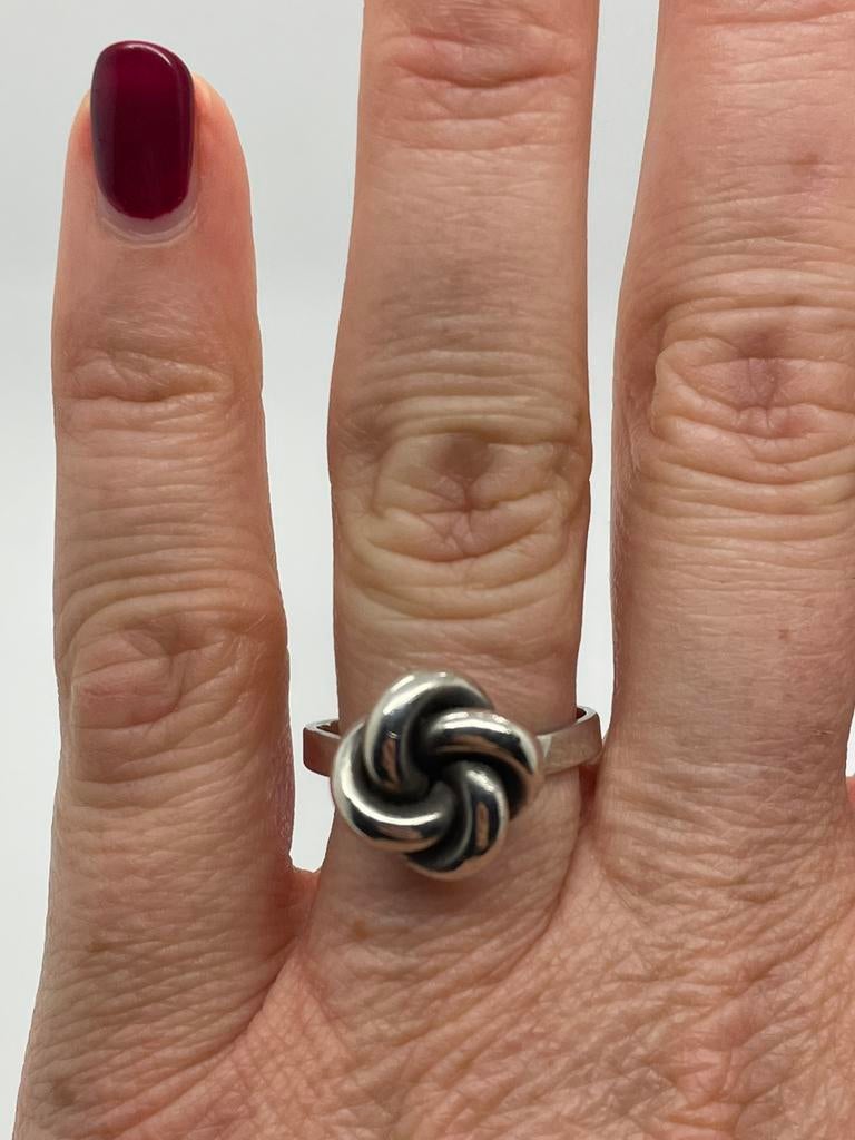 D568 Prachtige zilveren modernist ring (verstelbaar), Ophalen of Verzenden, Zilver, Ring