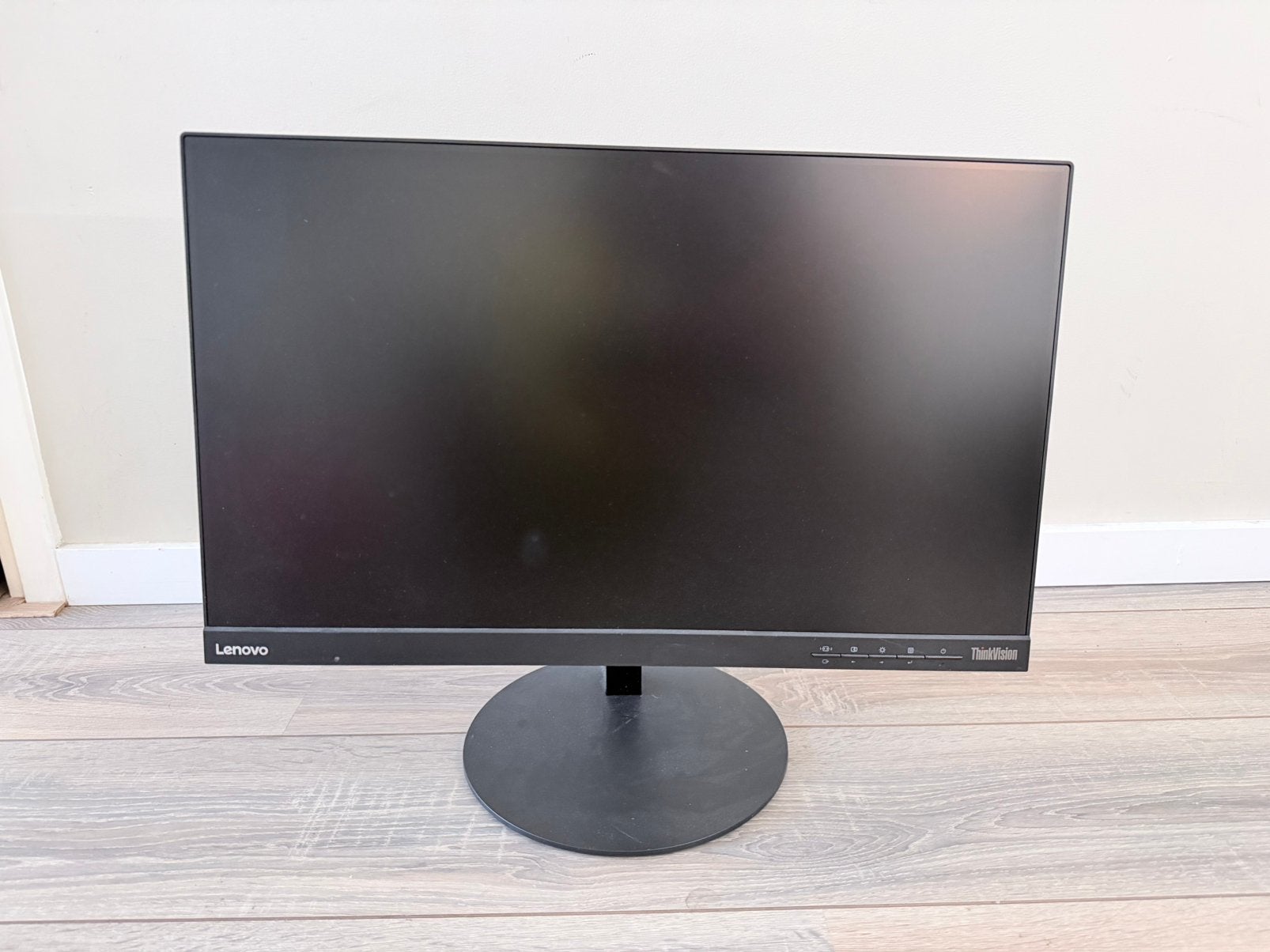 Lenovo ThinkVision T23i-10, Computers en Software, Monitoren, Ophalen, HDMI, IPS, In hoogte verstelbaar