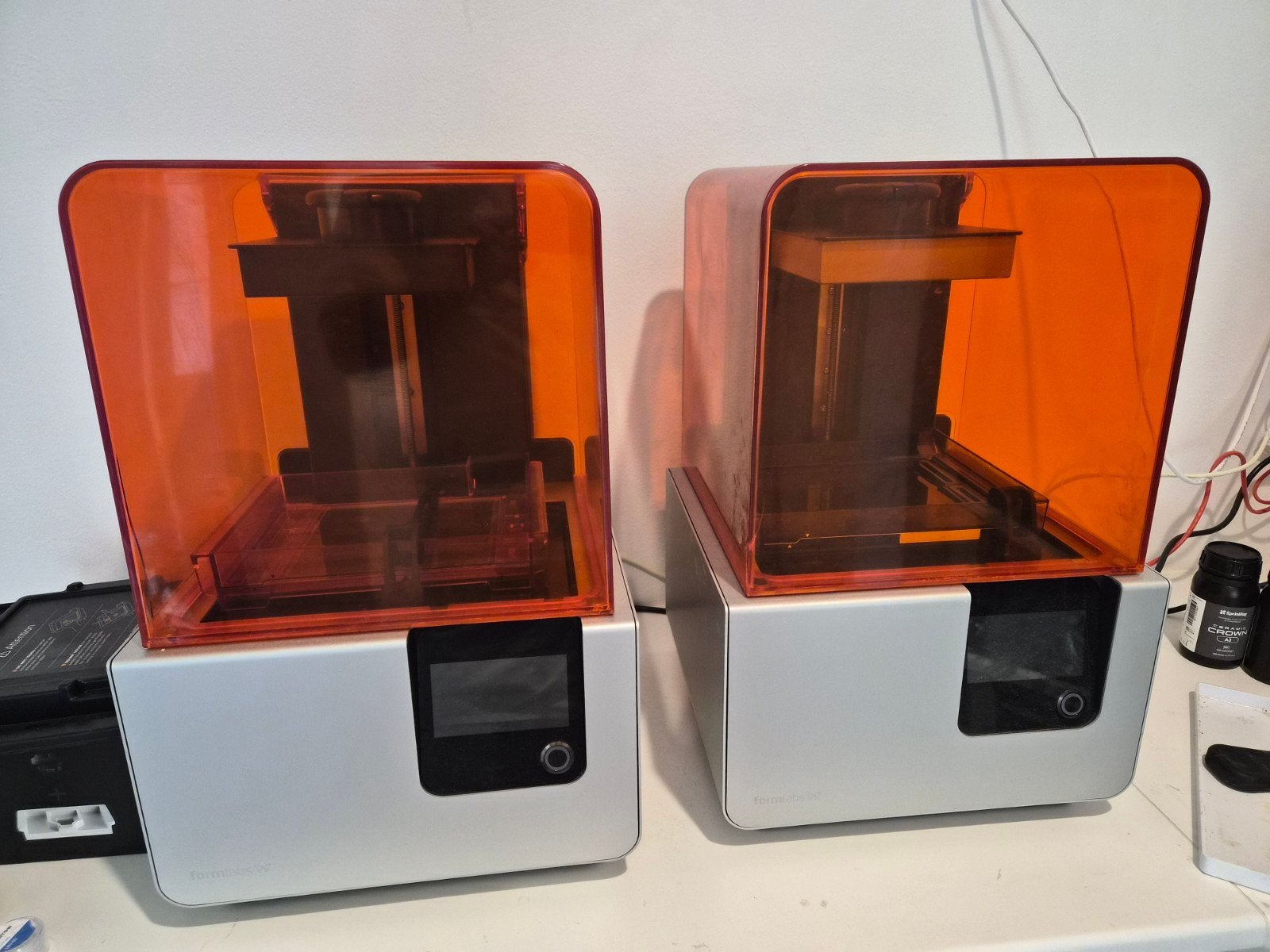Formlabs Form 2 3D-printers (2 stuks) - Resin/Hars, Computers en Software, 3D Printers, Gebruikt, Formlabs, Ophalen of Verzenden