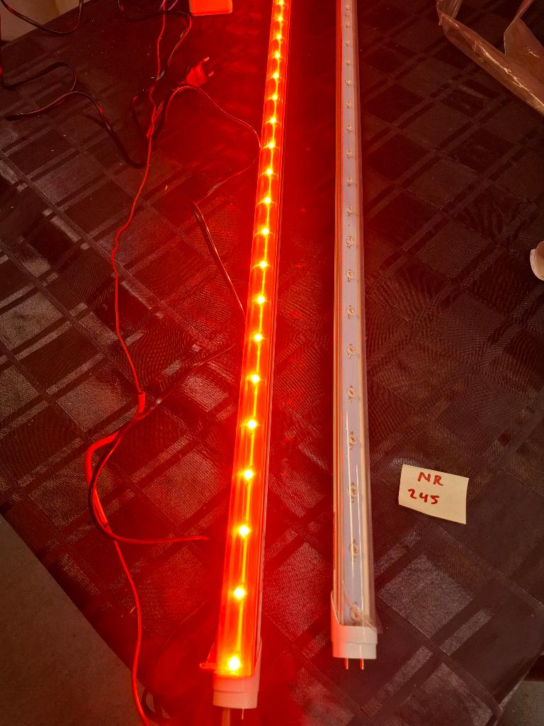 2 x led tl 150cm 28w rood nr 245, Led-lamp, Minder dan 30 watt, Nieuw, Overige fittingen