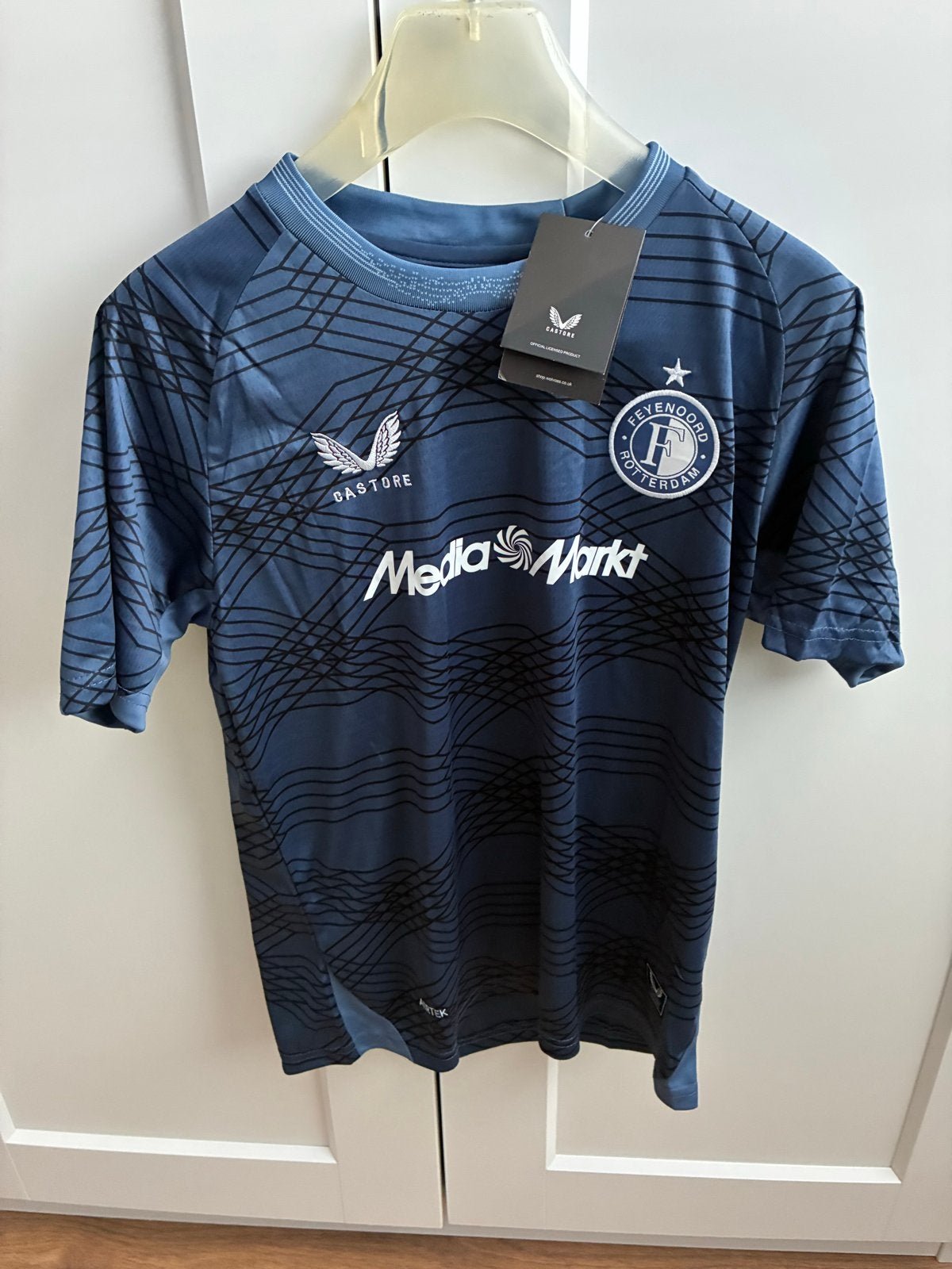 Feyenoord Uitshirt 23/24 Castore Maat 28 (Kindermaat), Kleding | Heren, Ophalen, Blauw, Nieuw, Voetbal