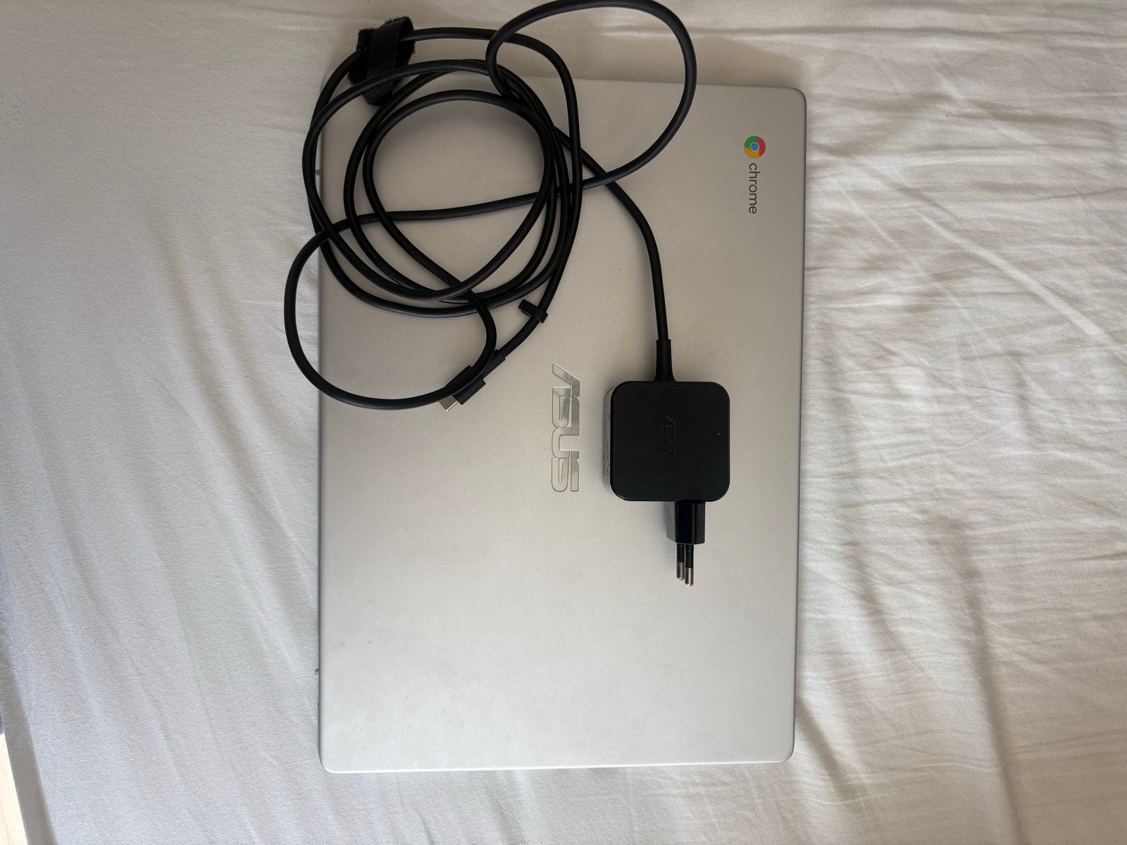 ASUS Chromebook C423N 14 inch - Zo goed als nieuw, Ophalen, 14 inch, 4 GB of minder, 64 GB