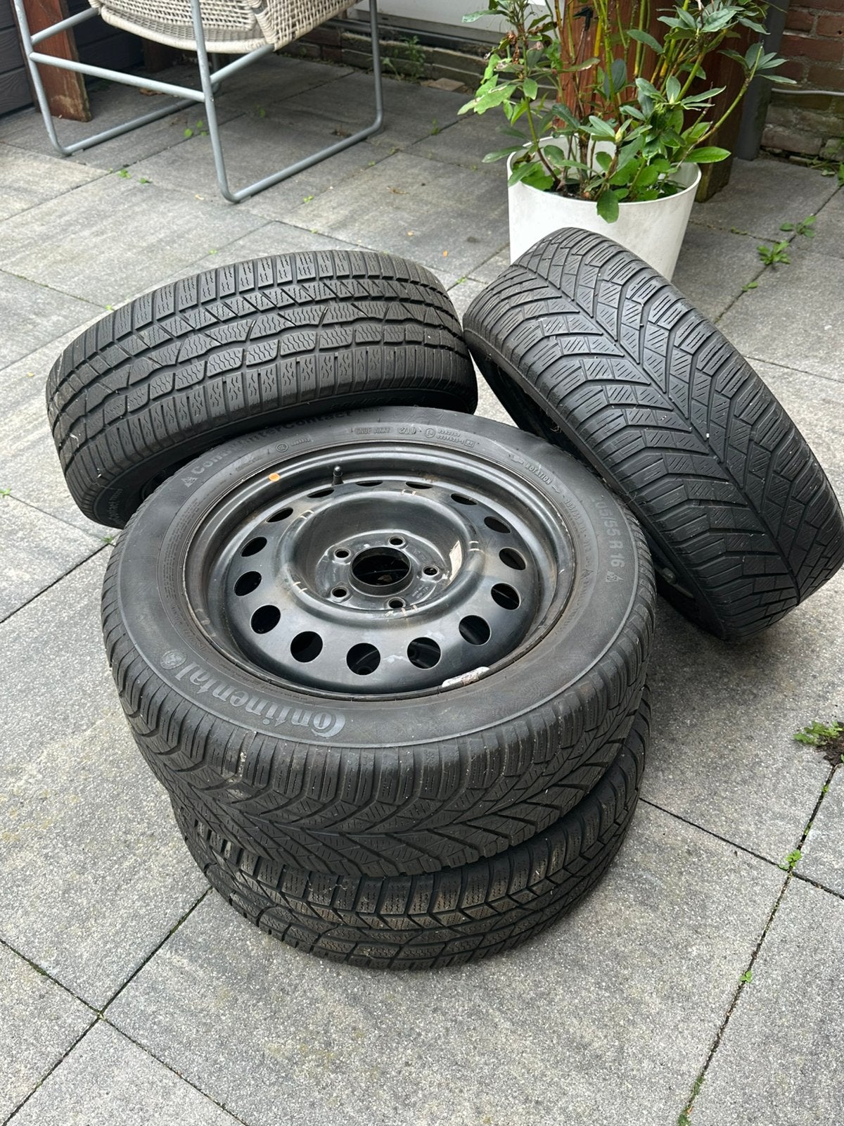 ContiWinterContact winterbanden + KIA wieldoppen, Ophalen