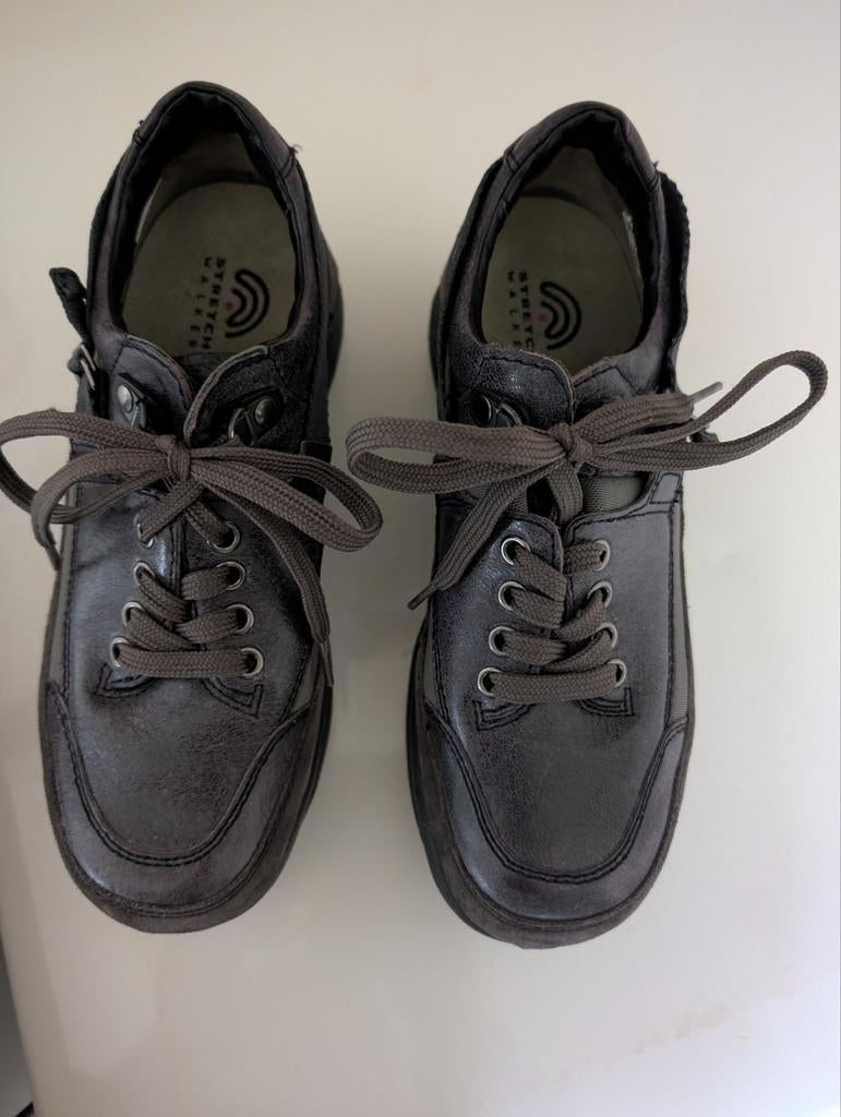 Stretch Walker maat 40, Ophalen of Verzenden, Zo goed als nieuw, Zwart, Sneakers of Gympen