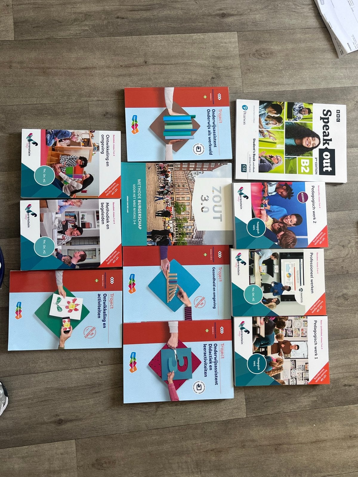 Diverse MBO boeken: Onderwijsassistent, Burgerschap, Engels, Ophalen of Verzenden, Zo goed als nieuw, Overige niveaus, Engels