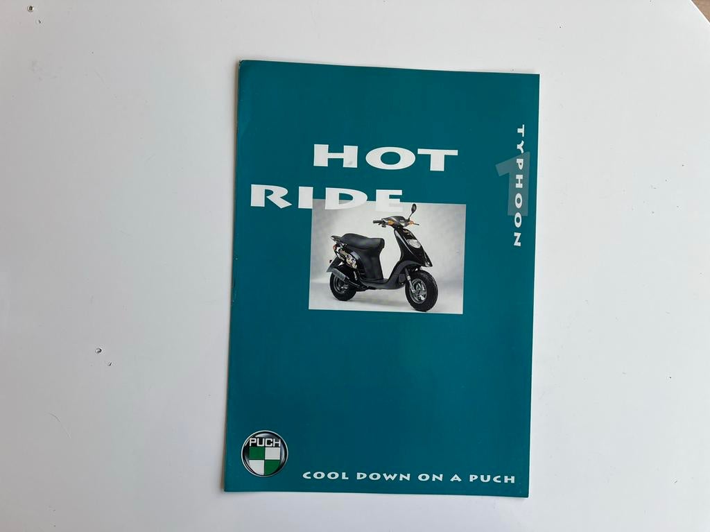 Folder puch typhoon, Fietsen en Brommers, Brommeronderdelen | Scooters, Ophalen of Verzenden, Zo goed als nieuw, Piaggio