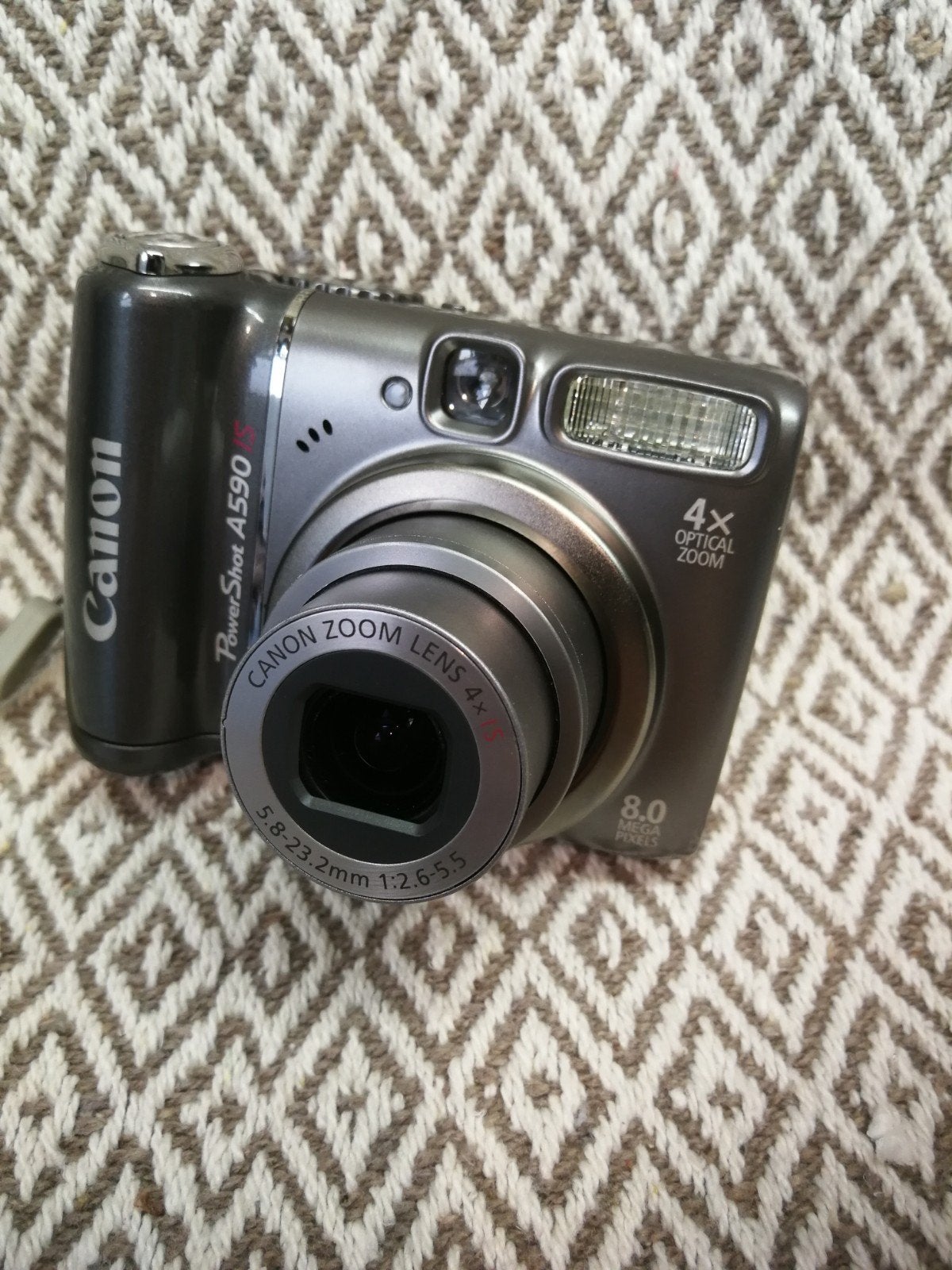 Canon PowerShot A590 digitale camera z.g.a.n, Gebruikt, Canon, Compactcamera, 4 t/m 7 keer
