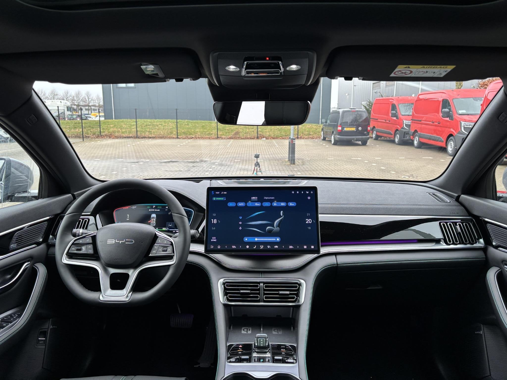BYD SEAL U 1.5 T DM-i AWD Design | Panoramadak | Stoel verwa, Automaat, Seal U, 1498 cc, Automatische klimaatregeling