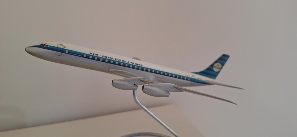 KLM DC 8-55 schaal 1/200 modelvliegtuig, Verzamelen, Ophalen of Verzenden