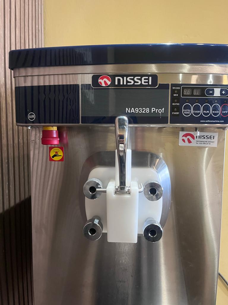 Professionele Softijsmachine NISSEI NA9328 Prof, Ophalen of Verzenden, Gebruikt, Overige typen