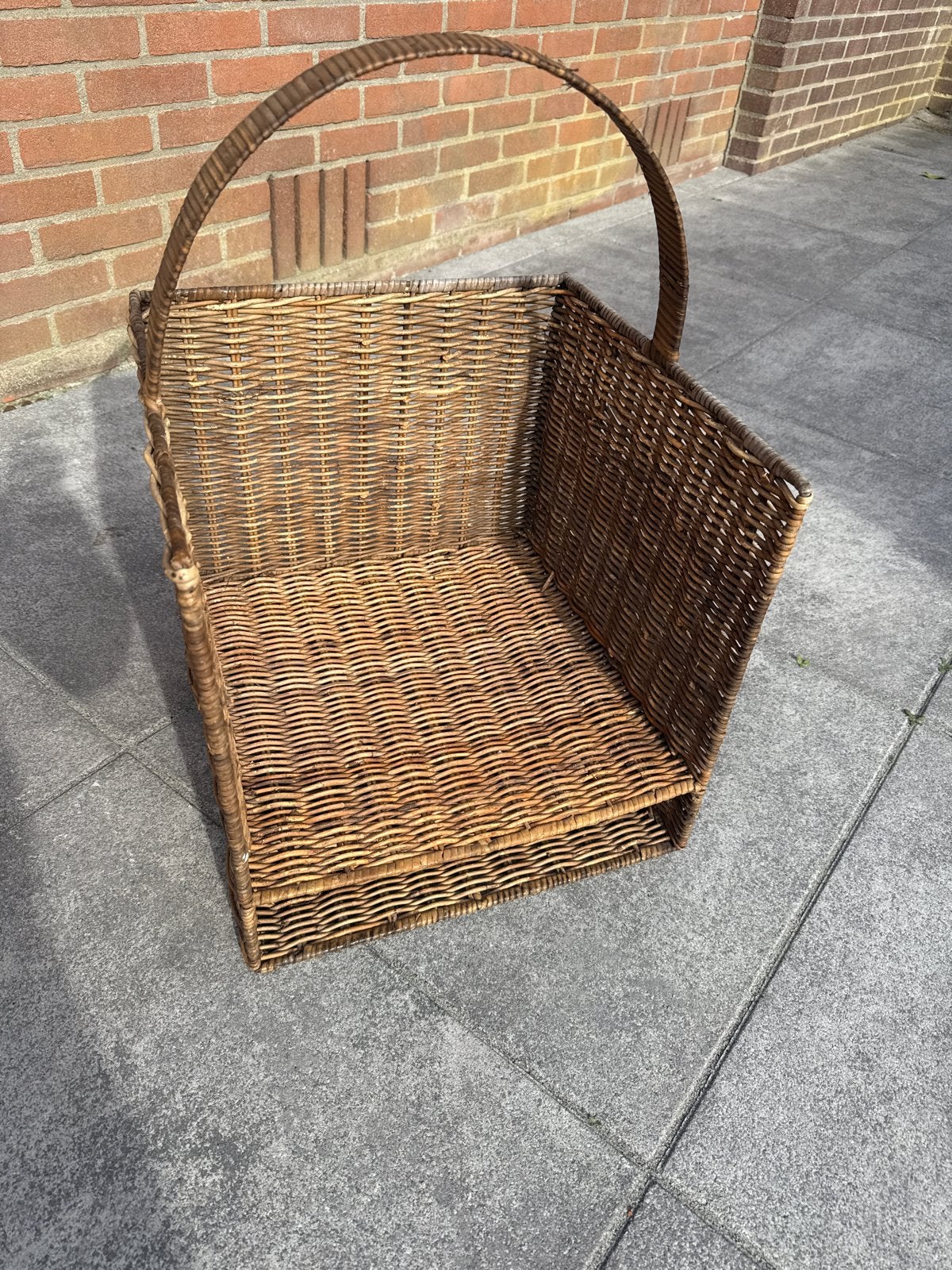 Riviera Maison haardhoutmand met handvat, Ophalen, Gebruikt, Gevlochten, Mand